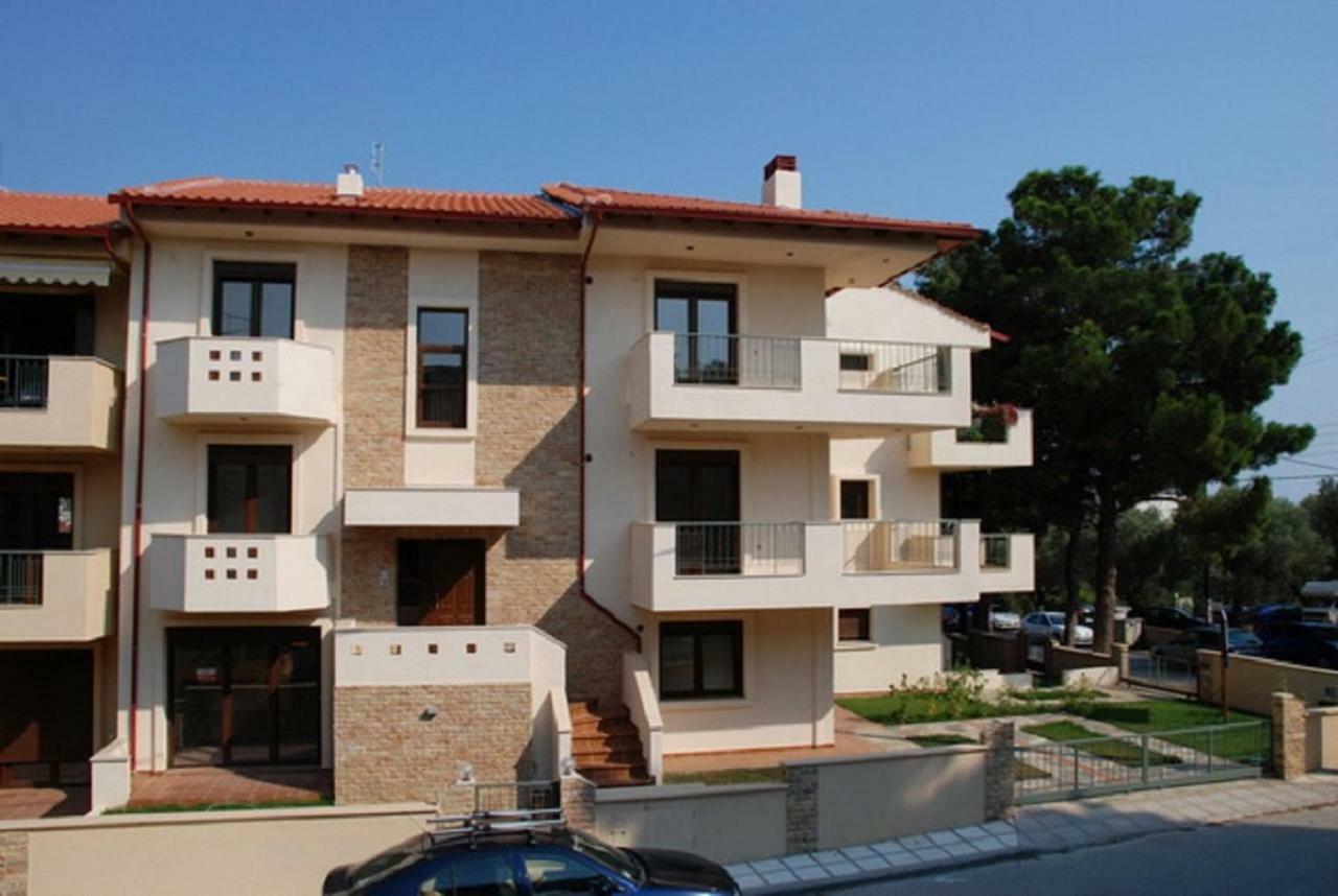 Alexandros Maisonettes Nea Moudania Exteriér fotografie